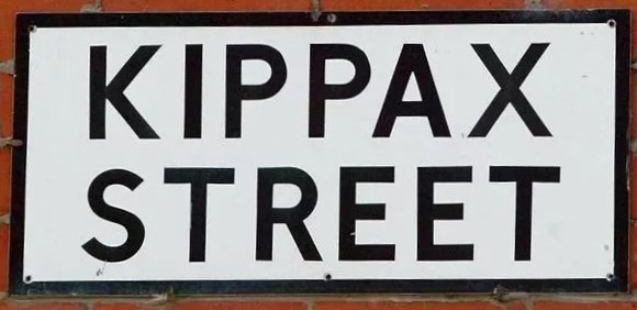Kippax Street street sign